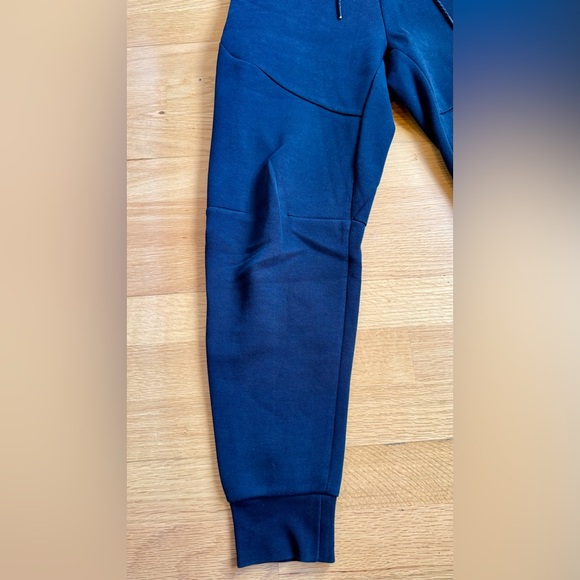 Nike Sportswear Tech Fleece Mens Small Black Joggers Zip Pocket CU4495-010 - Picture 5 of 16